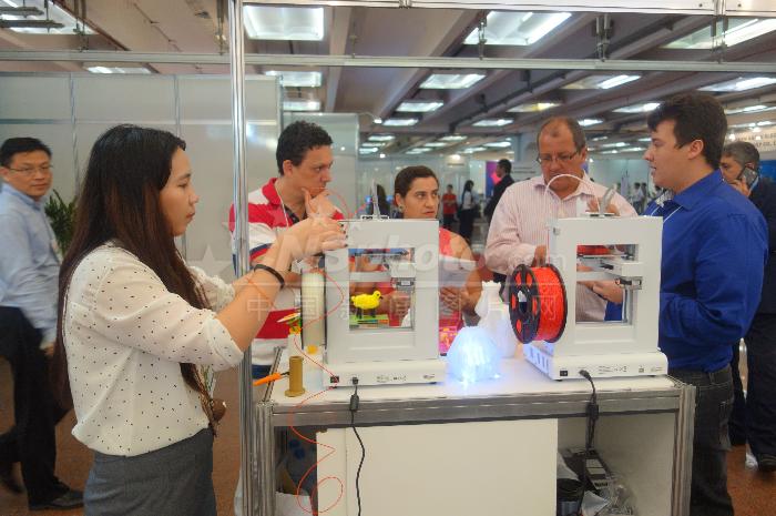 中国电子产品亮相2015巴西国际消费类电子展